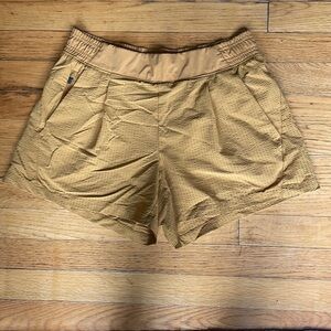 Athelta Textured Brooklyn Short